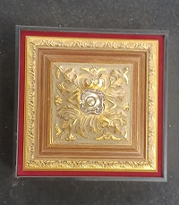 Juwelenkistje Goud met rood bekleed 20 x 20 cm - Afbeelding 2